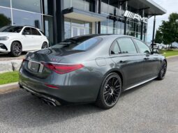 
										2024 Mercedes-Benz S63E AMG 4MATIC Sedan full									