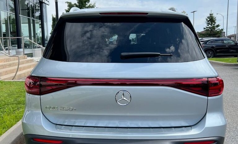 
								2024 Mercedes-Benz EQB250 SUV full									