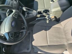 
										2018 Ford Focus SE full									