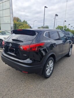 
										2017 Nissan Qashqai S full									