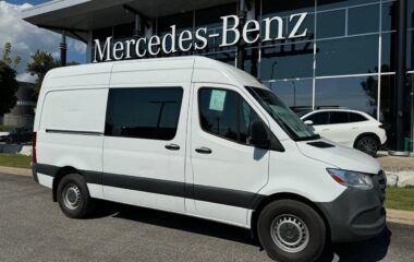 2020 Mercedes-Benz Sprinter V6 2500 Cargo 144 (2)