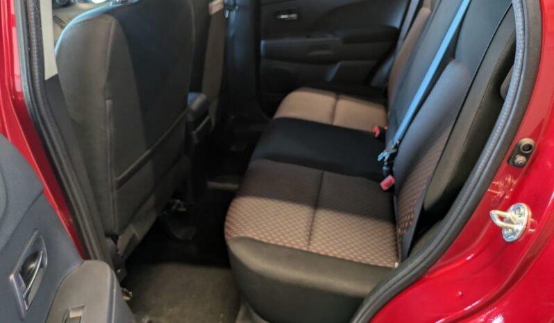 
								2018 Mitsubishi RVR SE AWD full									