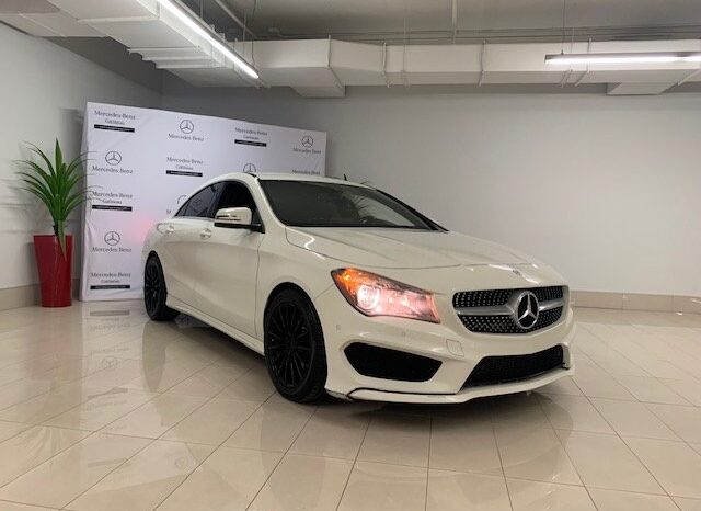 
								2015 Mercedes-Benz CLA250 4MATIC Coupe full									