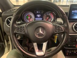 
										2015 Mercedes-Benz CLA250 4MATIC Coupe full									