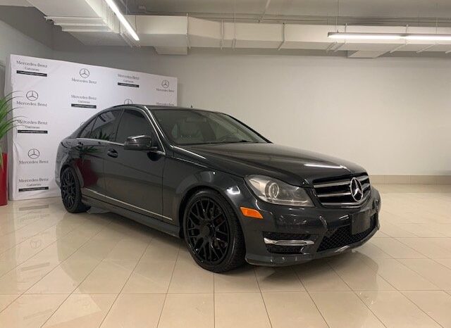 
								2014 Mercedes-Benz C300 4MATIC Sedan full									