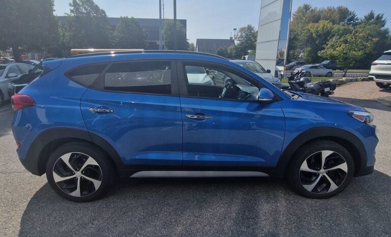 
								2017 Hyundai Tucson SE 1.6L full									