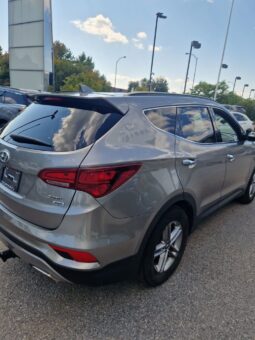 
										2017 Hyundai Santa Fe Sport Premium full									