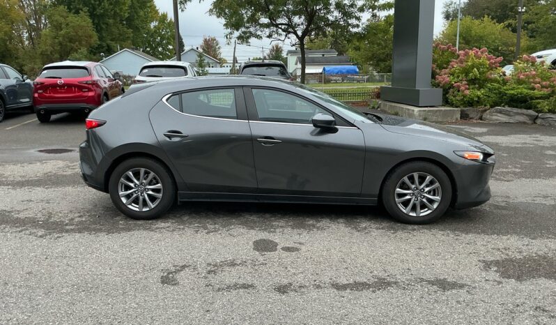 
								2021 Mazda Mazda3 Sport GS full									