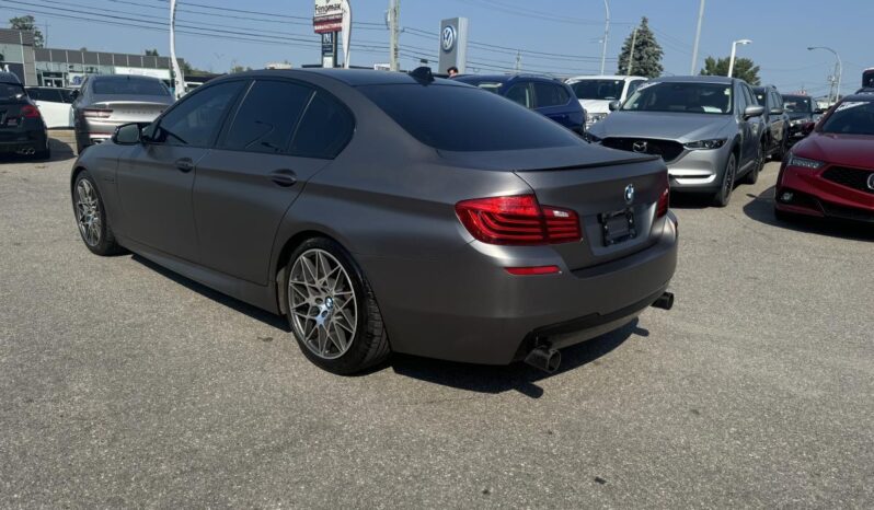 
								2013 BMW 335 Xdrive Sedan Luxury full									