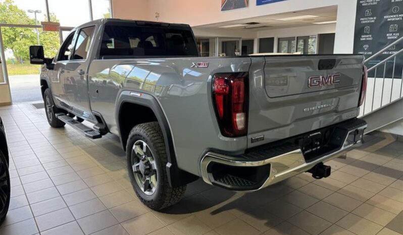 
								2025 GMC Sierra 2500HD SLE full									