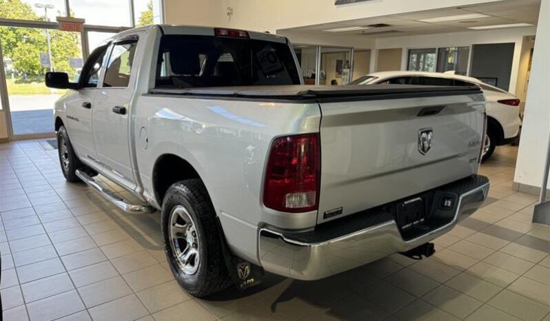 
								2011 Dodge Ram 1500 full									