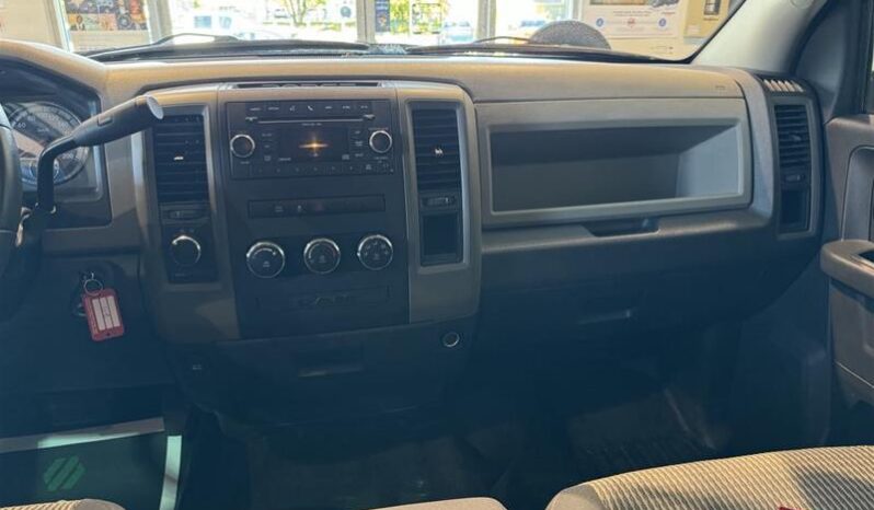 
								2011 Dodge Ram 1500 full									