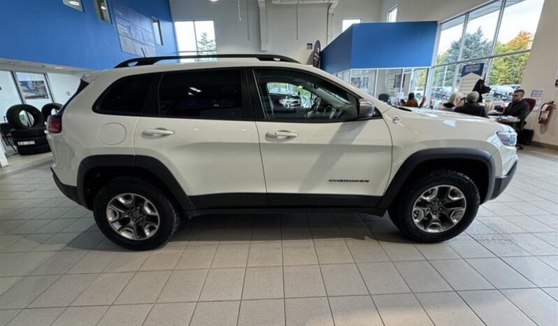 
								2019 Jeep Cherokee Trailhawk full									