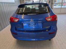 
										2017 Mitsubishi Lancer Sportback SE LTD full									