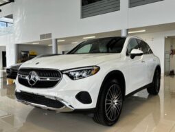 
										2025 Mercedes-Benz GLC 300 4MATIC full									