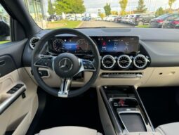 
										2025 Mercedes-Benz GLA 250 4MATIC full									