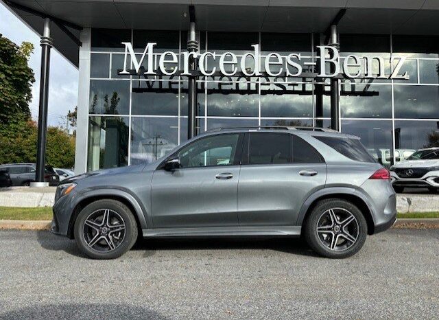 
								2025 Mercedes-Benz GLE 450 4MATIC full									