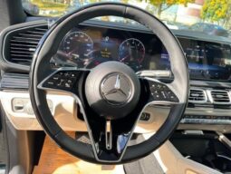 
										2025 Mercedes-Benz GLE 450 4MATIC full									