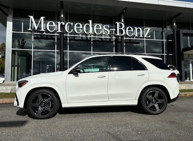 
								2025 Mercedes-Benz GLE 450 4MATIC full									