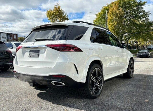 
								2025 Mercedes-Benz GLE 450 4MATIC full									