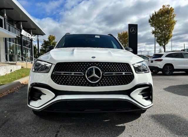 
								2025 Mercedes-Benz GLE 450 4MATIC full									