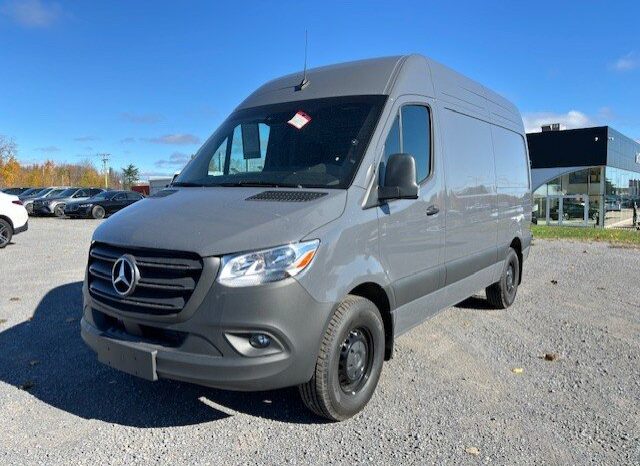 
								2024 Mercedes-Benz Sprinter 2500 144 Wheelbase High Roof RWD full									