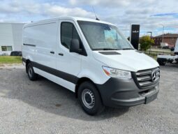 
										2024 Mercedes-Benz Sprinter 2500 144 Wheelbase Standard Roof RWD full									