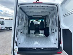 
										2024 Mercedes-Benz Sprinter 2500 144 Wheelbase Standard Roof RWD full									