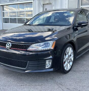 2014 Volkswagen Jetta - Used Sedan - VIN: 3VW4S7AJ2EM292120 - Volkswagen de l'Outaouais Gatineau