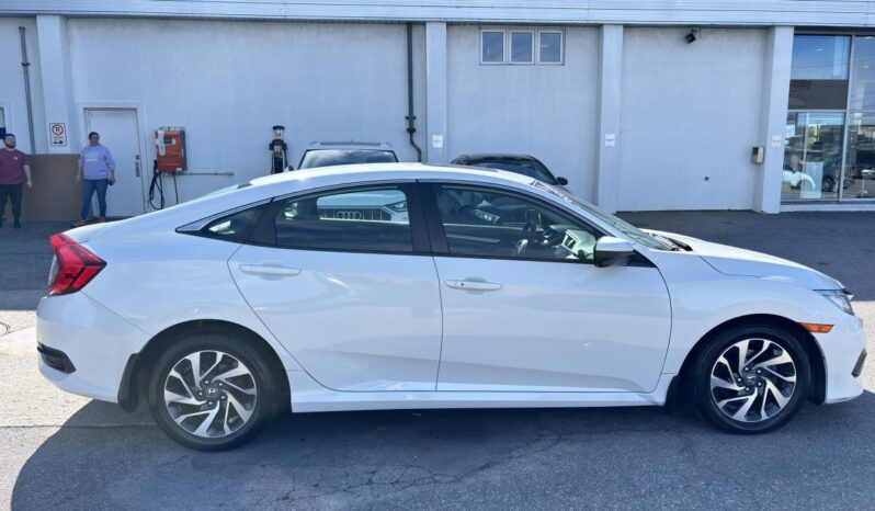 
								2016 Honda Civic EX CVT full									