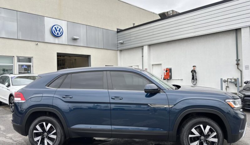 
								2021 Volkswagen Atlas Cross Sport Comfortline 3.6 FSI 4MOTION full									