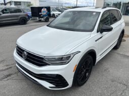 2022 Volkswagen Tiguan Comfortline R-Line Black Edition 4MOTION