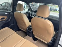 
										2022 Volkswagen Tiguan Comfortline R-Line Black Edition 4MOTION full									