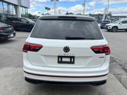 
										2022 Volkswagen Tiguan Comfortline R-Line Black Edition 4MOTION full									