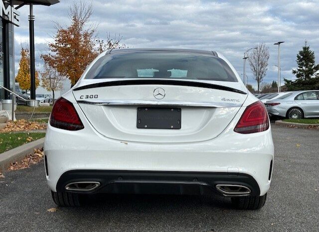 
								2021 Mercedes-Benz C300 4MATIC Sedan full									