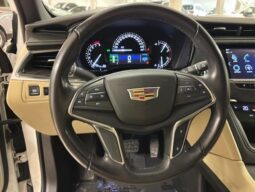 
										2018 Cadillac XT5 AWD Premium Luxury full									