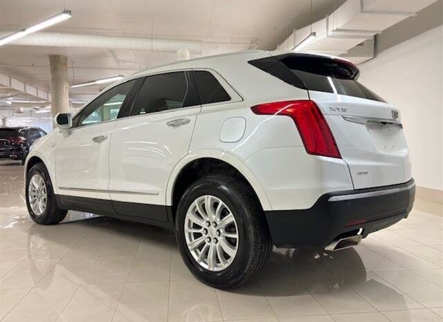 
								2018 Cadillac XT5 AWD Premium Luxury full									