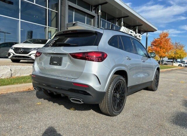 
								2025 Mercedes-Benz GLA 250 4MATIC full									