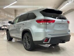 
										2019 Toyota Highlander XLE AWD full									