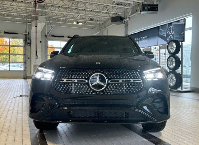 
								2025 Mercedes-Benz GLE 450 4MATIC full									