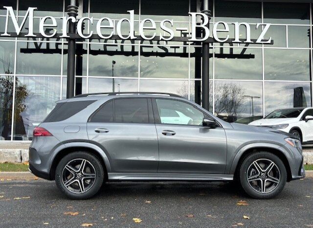 
								2025 Mercedes-Benz GLE 350 4MATIC full									