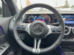 
										2025 Mercedes-Benz GLA 250 4MATIC full									