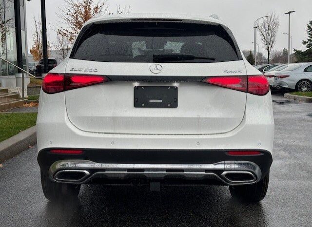 
								2025 Mercedes-Benz GLC 300 4MATIC full									