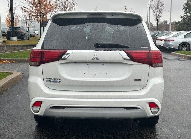 
								2020 Mitsubishi OUTLANDER PHEV LE S-AWC full									