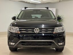 
										2020 Volkswagen Tiguan Comfortline 2.0T 8sp at w/Tip 4M full									