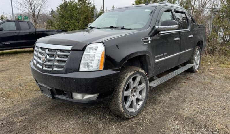 2013 Cadillac Escalade - Used SUV - VIN: 3GYT4MEFXDG352312 - Buckingham Chevrolet Buick GMC Gatineau