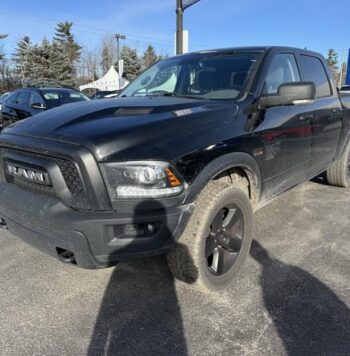 2019 RAM 1500 - Used Truck - VIN: 1C6RR7LT2KS748288 - Buckingham Chevrolet Buick GMC Gatineau