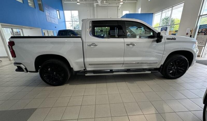 
								2023 Chevrolet Silverado 1500 High Country full									