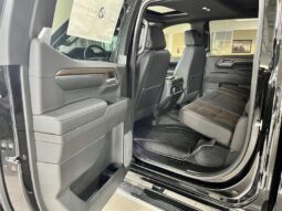 
										2023 Chevrolet Silverado 1500 High Country full									