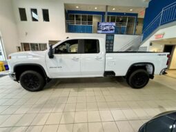 
										2024 Chevrolet Silverado 2500 LT full									